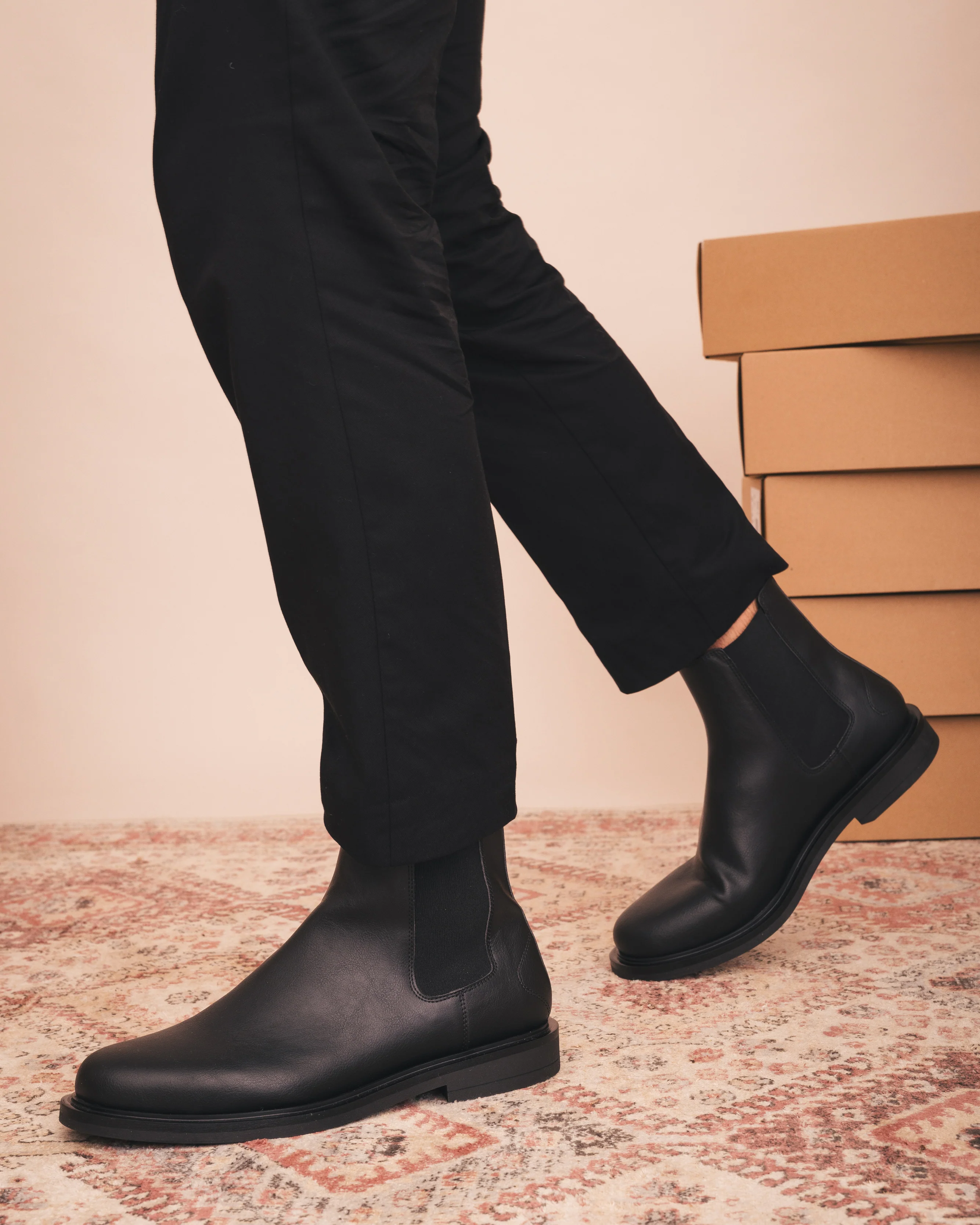 Botins Chelsea Vegan para Homem Denis Preto - Image 2