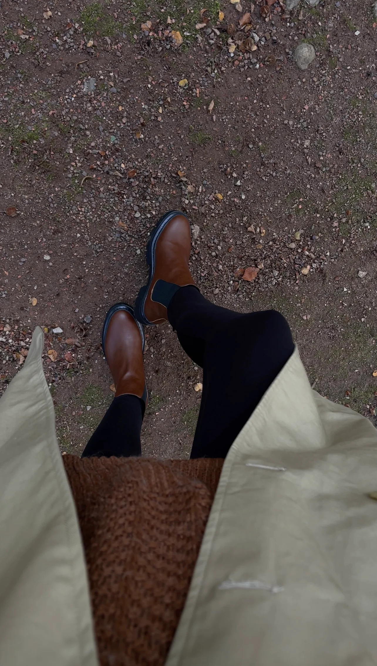 Botas Chelsea Vegan para Mulher Molly Castanho - Image 4