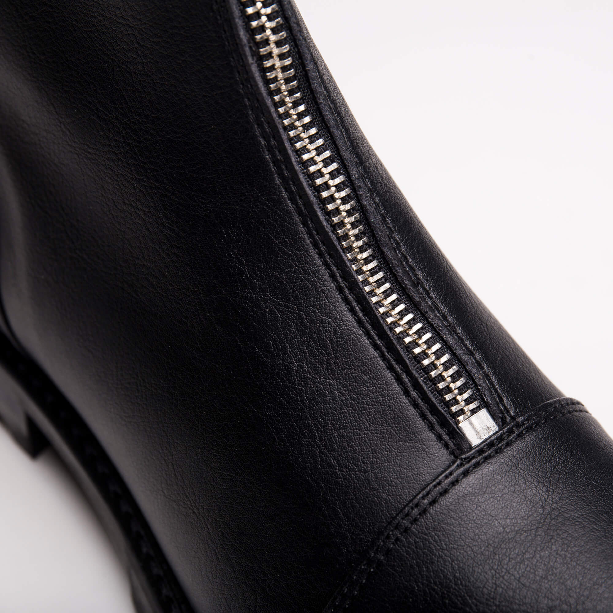 TECLA Black - Image 5