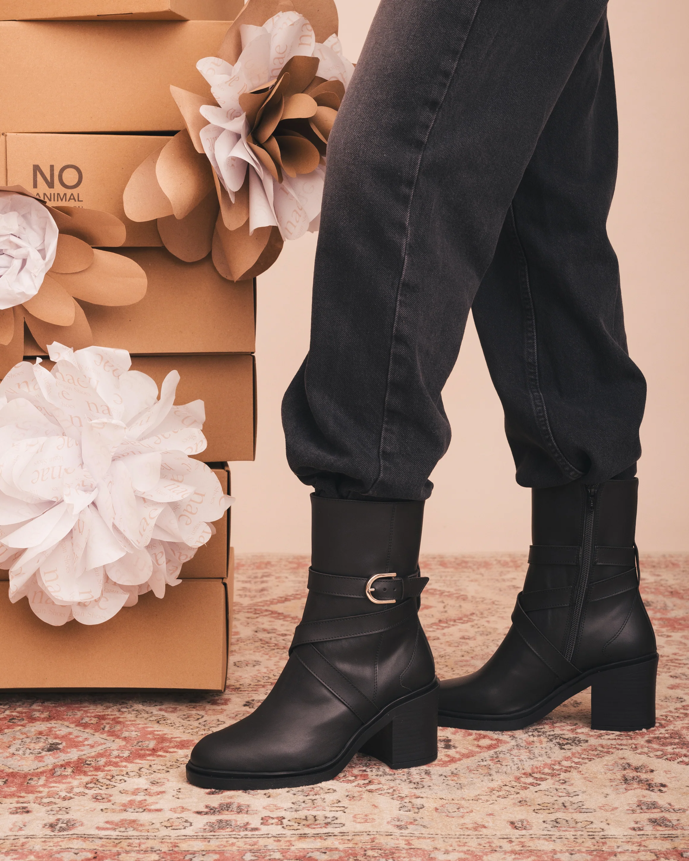 Tulai Botas Vegan com Salto - Image 4